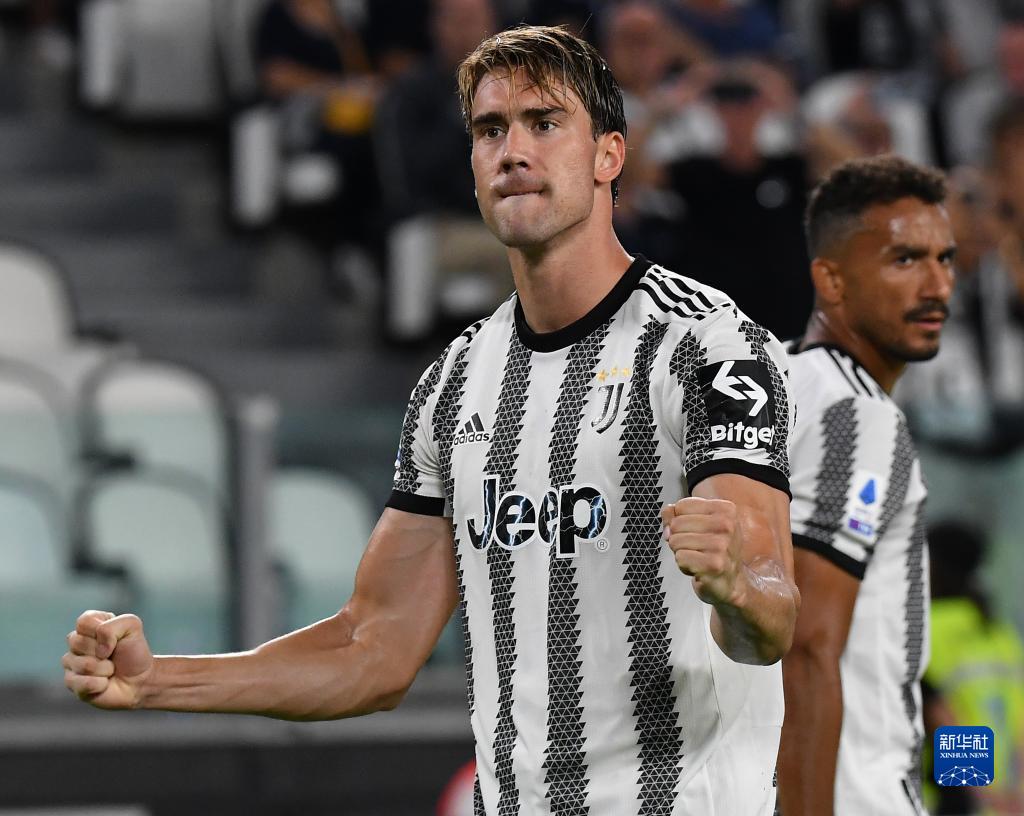 开拓者替补中锋投射出色，但防守和篮板表现令人堪忧