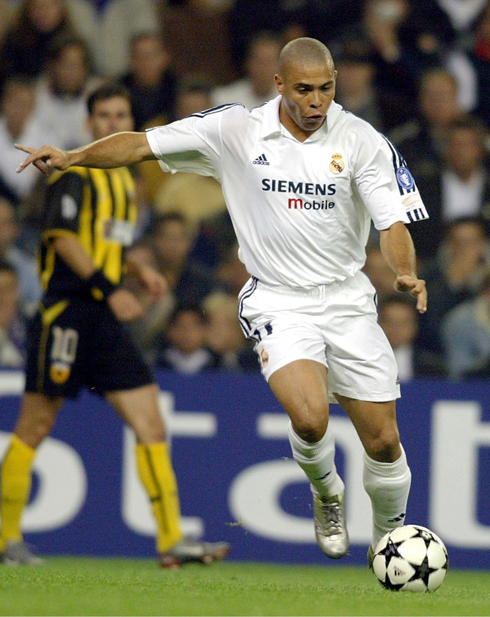 从天堂到地狱，索博在2-1领先后疯狂庆祝，被绝杀后伤心落泪