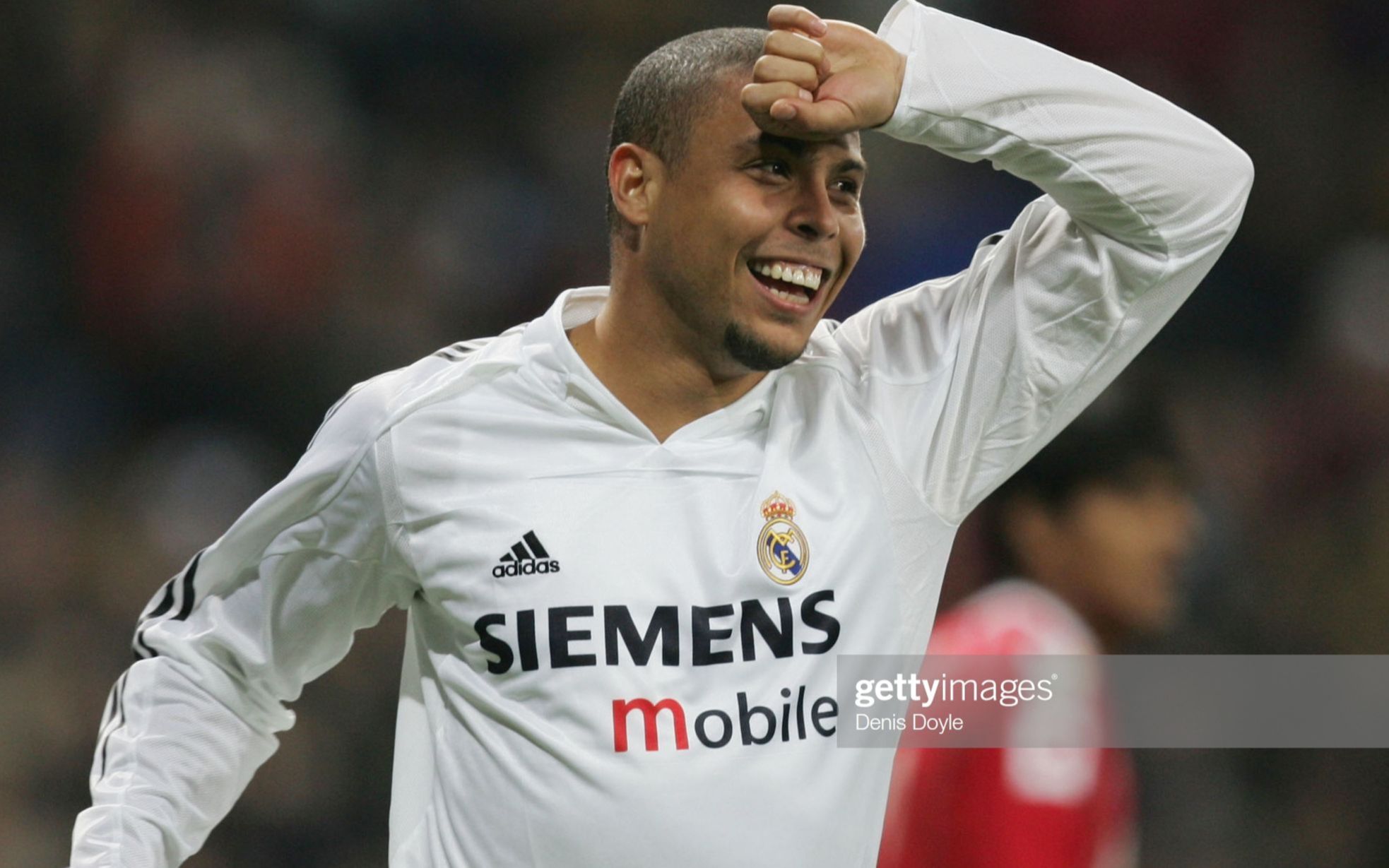 首尔外援后卫亚赞：能够限制住费利佩并不是我一个人的功劳