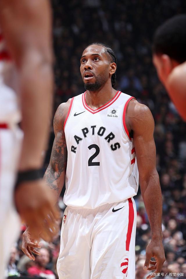 NBA最新排名揭晓！湖人陷入困境，凯尔特人双双爆冷，快船迎来多重喜讯