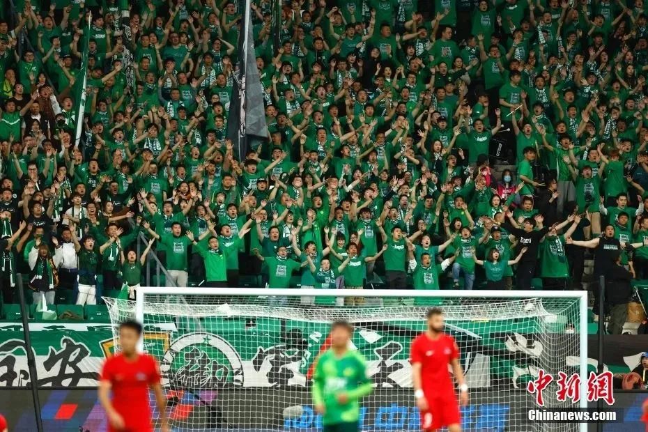 老熟人！足协杯韩国主裁高亨进曾在亚洲杯漏判国足对手红牌